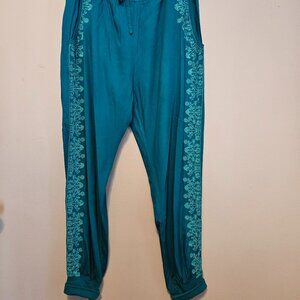 Sundance Teal Jogger with Green Embroidered Leg Detail Size Small